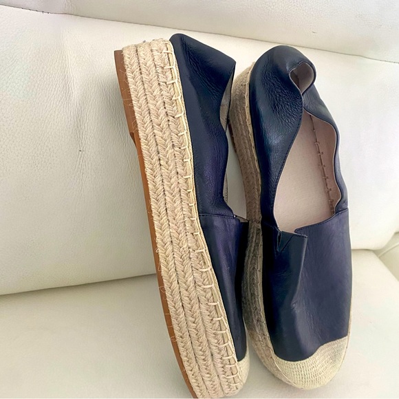 ♣️ CASLON LEATHER ESPADRILLE WEDGES ♠️ - Picture 1 of 6